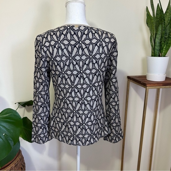 St John Sport Printed V Neck Sweater in Taupe & Black sz PS - Picture 2 of 4